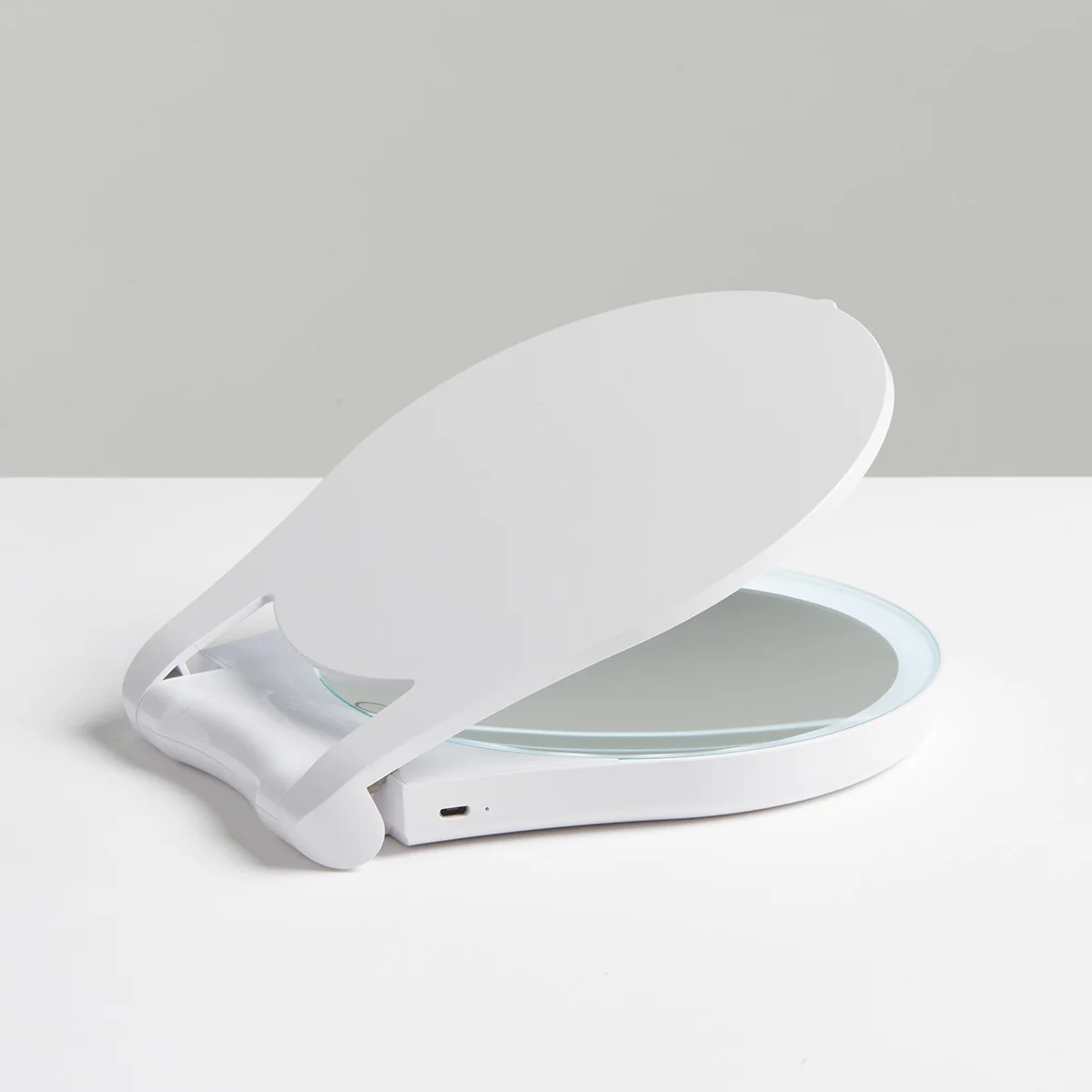 10X Lighted Folding Travel Mirror by Sharper Image - Image 6