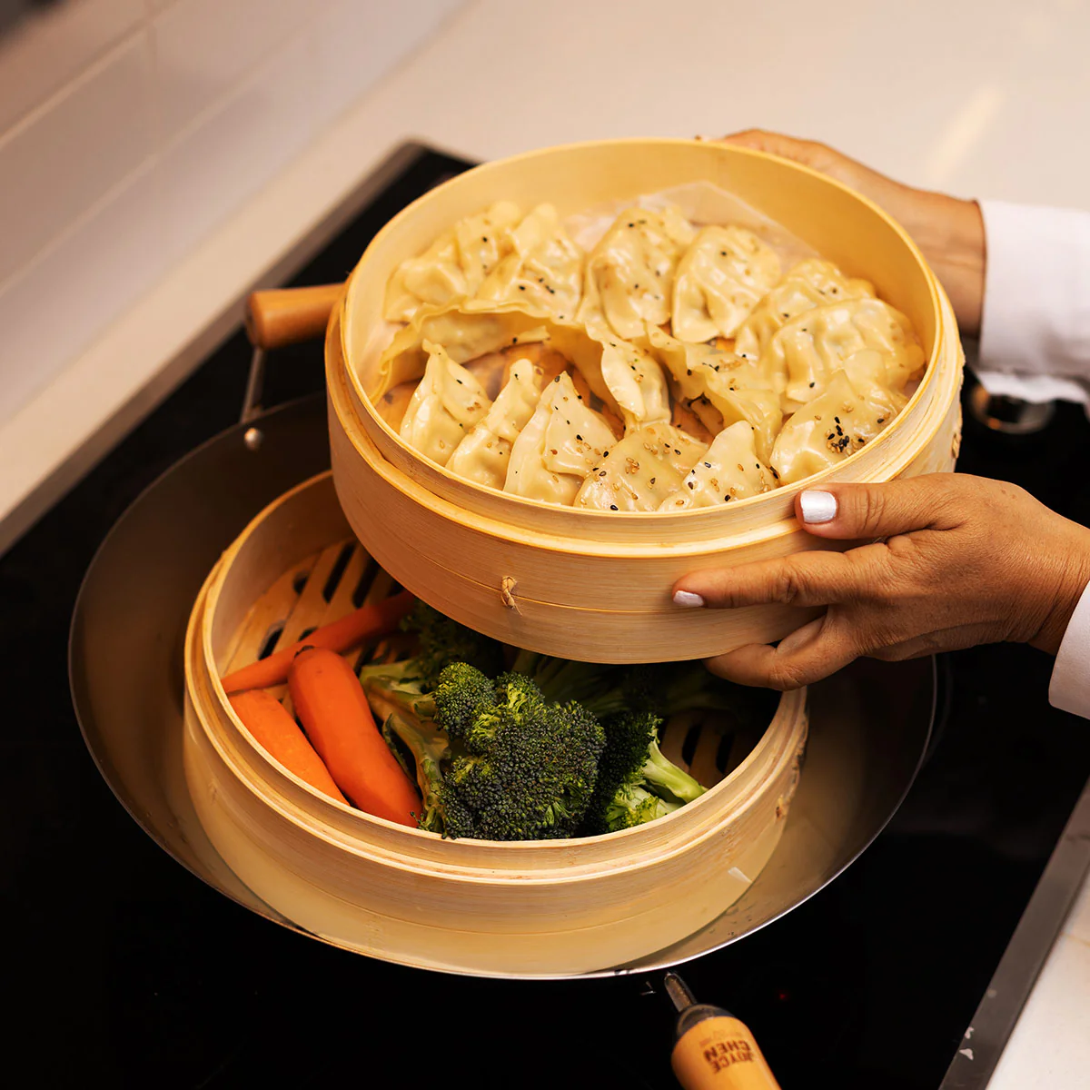 12'' 2-Tier Bamboo Steamer Baskets - Image 8
