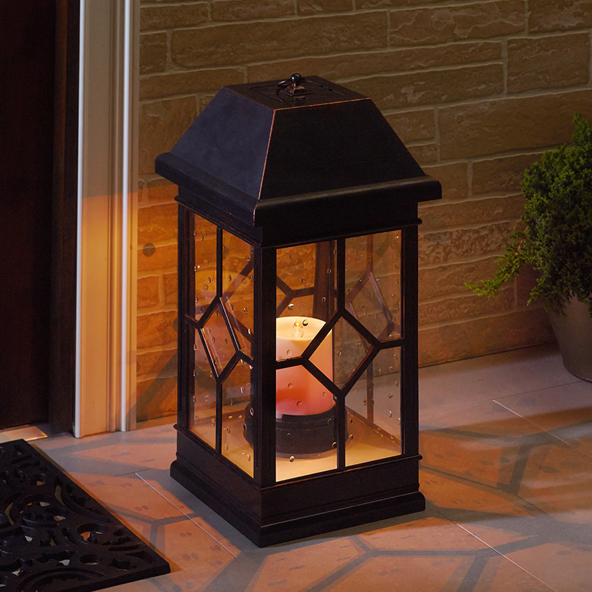 22'' Solar Powered Candle Lantern - Image 2