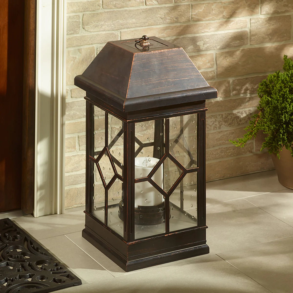 22'' Solar Powered Candle Lantern - Image 4