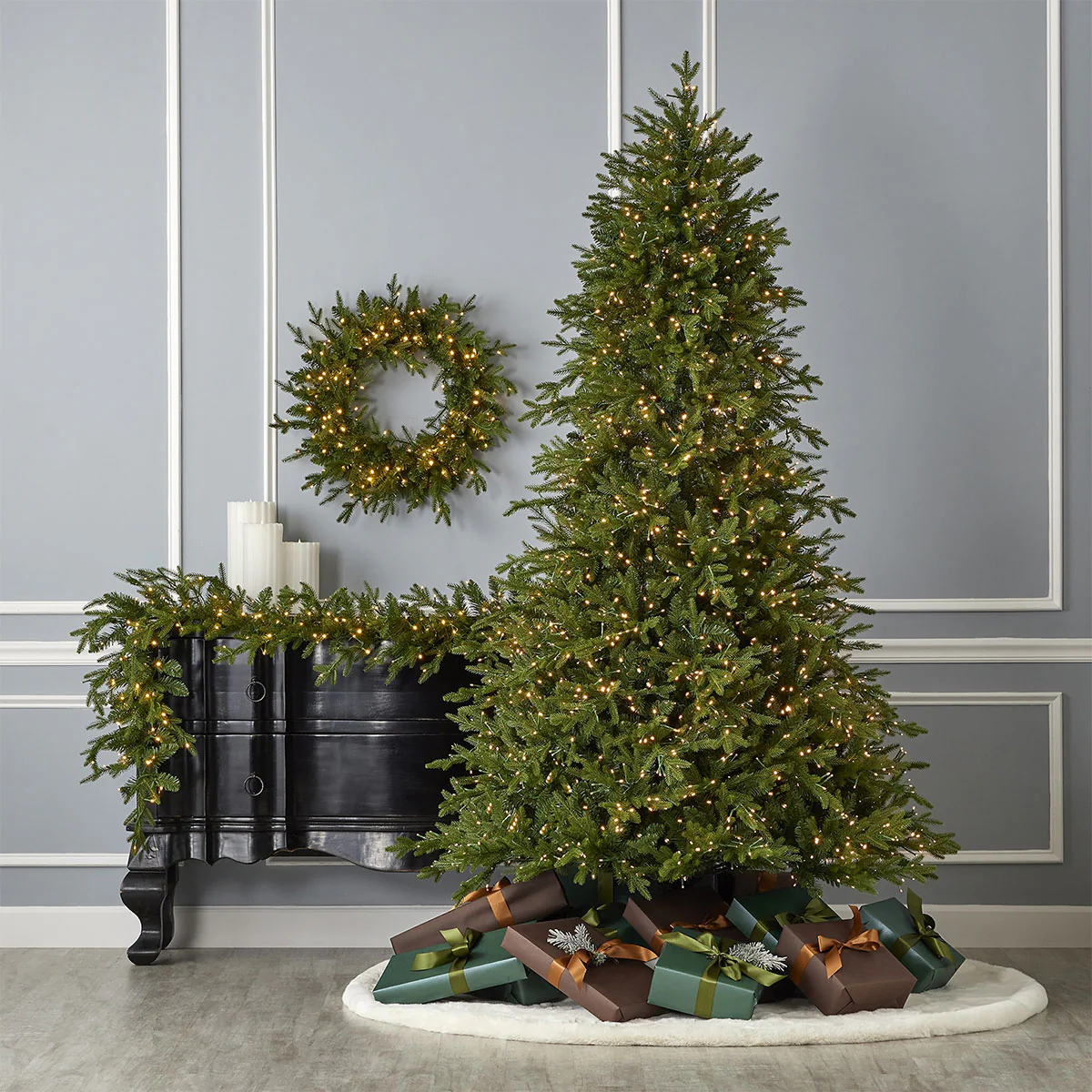24'' Pine Christmas Wreath - Image 5