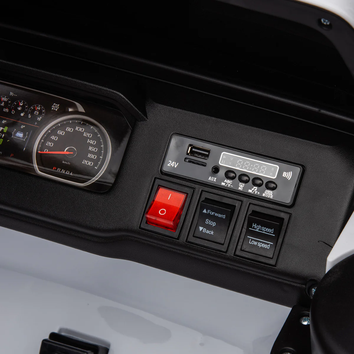 24V 4x4 Chevrolet Silverado Ride-On Truck - Image 9
