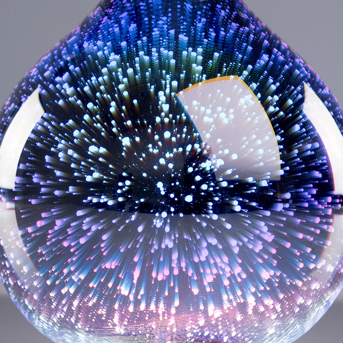 3D Ultrasonic Aromatherapy Diffuser by Sharper Image - Image 7