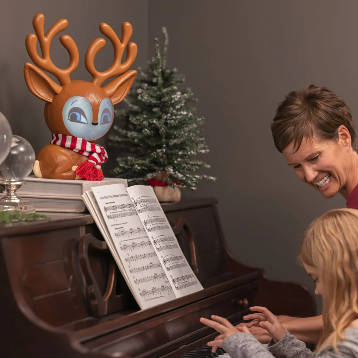 Animated Talking Reindeer - Image 8