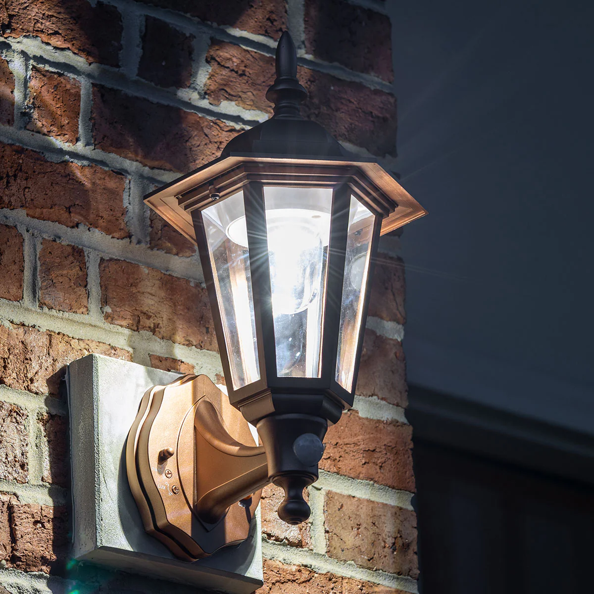 Battery-Powered Motion-Activated LED Wall Sconce - Image 7