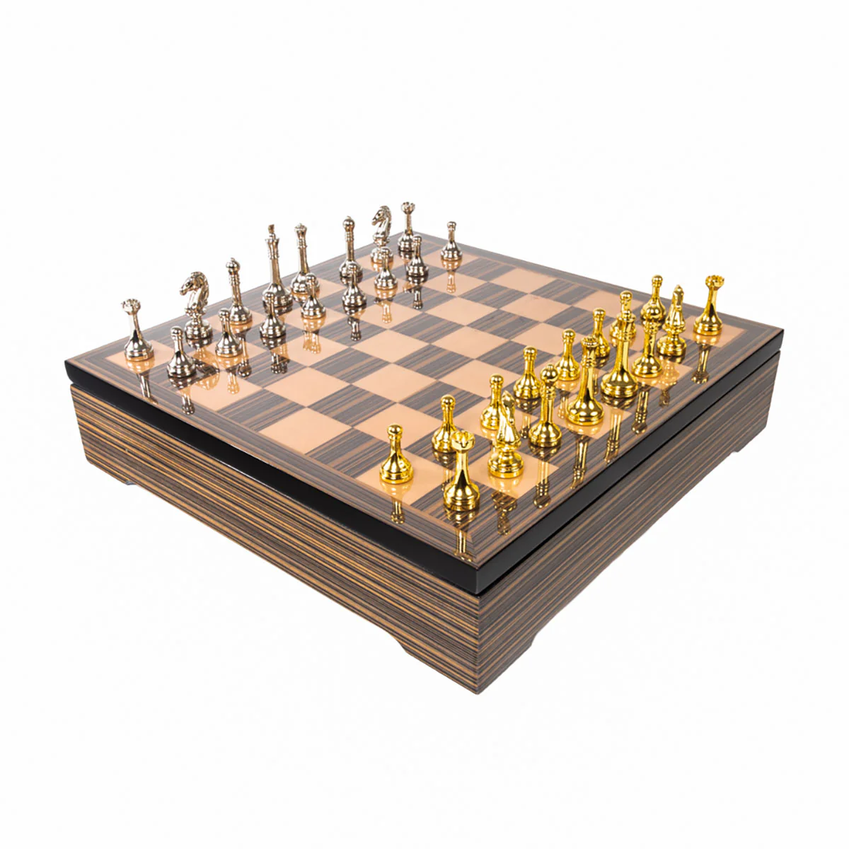 Brouk & Co Classic Chessboard - Image 5