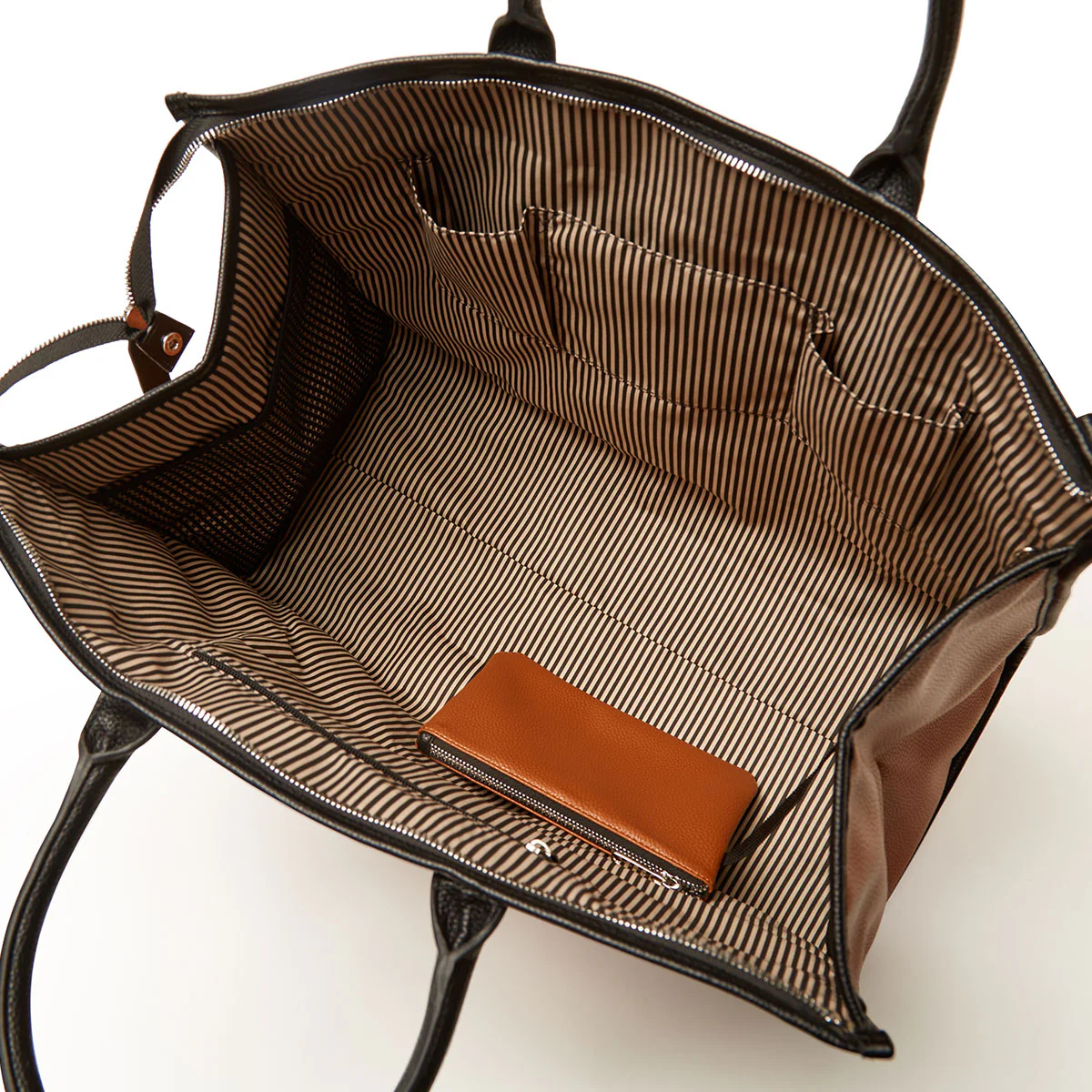 Brouk & Co Siena Boarding Bag - Image 3