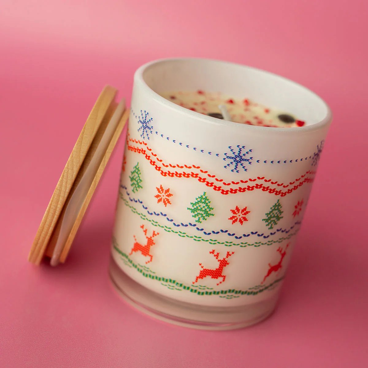 Christmas Printed Candle - Ugly Sweater Wrap - Image 4