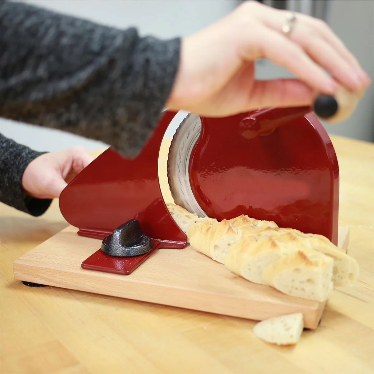 Classic Bread Slicer - Image 11
