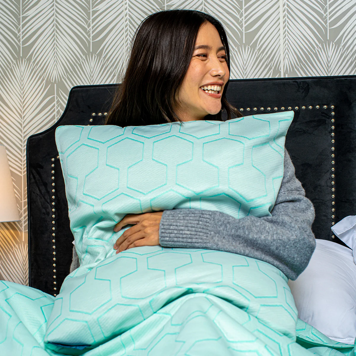 Cooling Bed Blanket and Pillow Case Set - Image 12