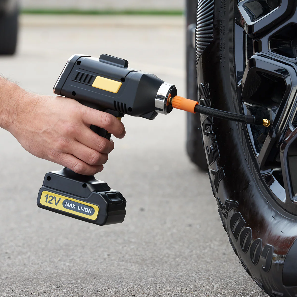 Cordless Auto Stop Tire Inflator by Sharper Image - Image 10