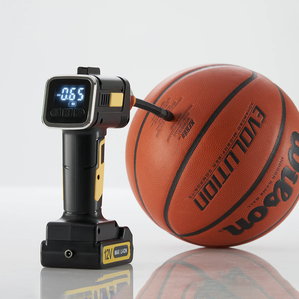 Cordless Auto Stop Tire Inflator by Sharper Image - Image 6