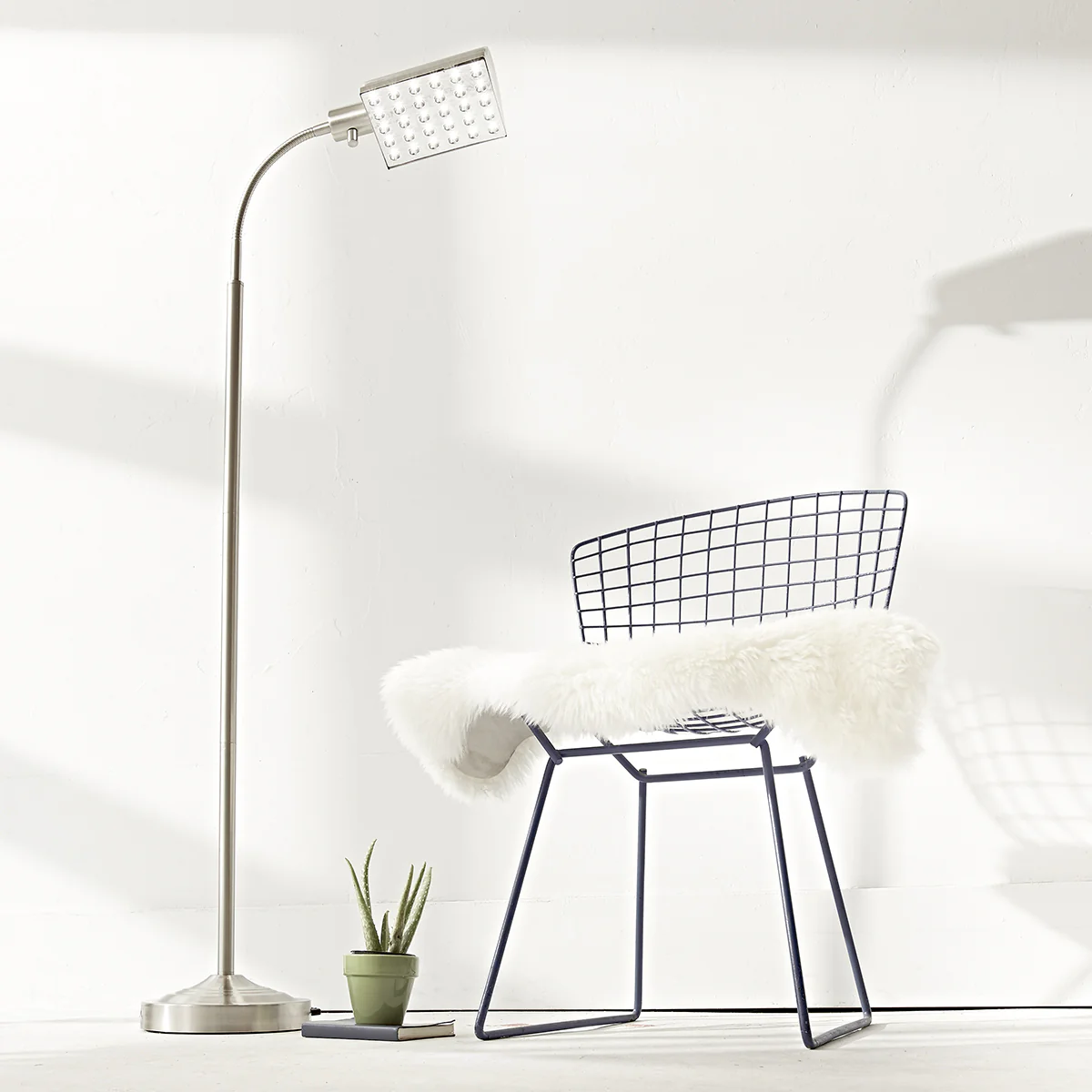 Cordless LED Floor Lamp - Image 3
