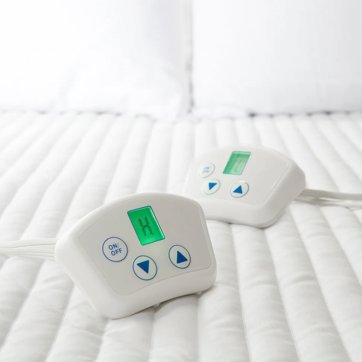 Dual Heated Mattress Pad - Image 2