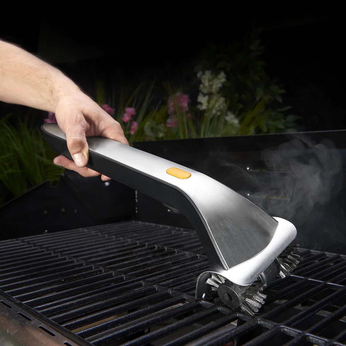 Electric Spin and Steam Power Grill Brush - Image 2