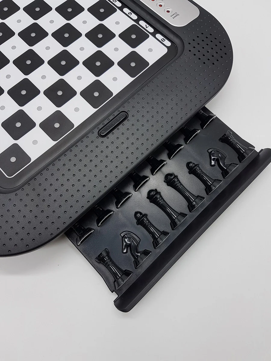 Electronic Chess Game with Touch Keyboard - Image 6