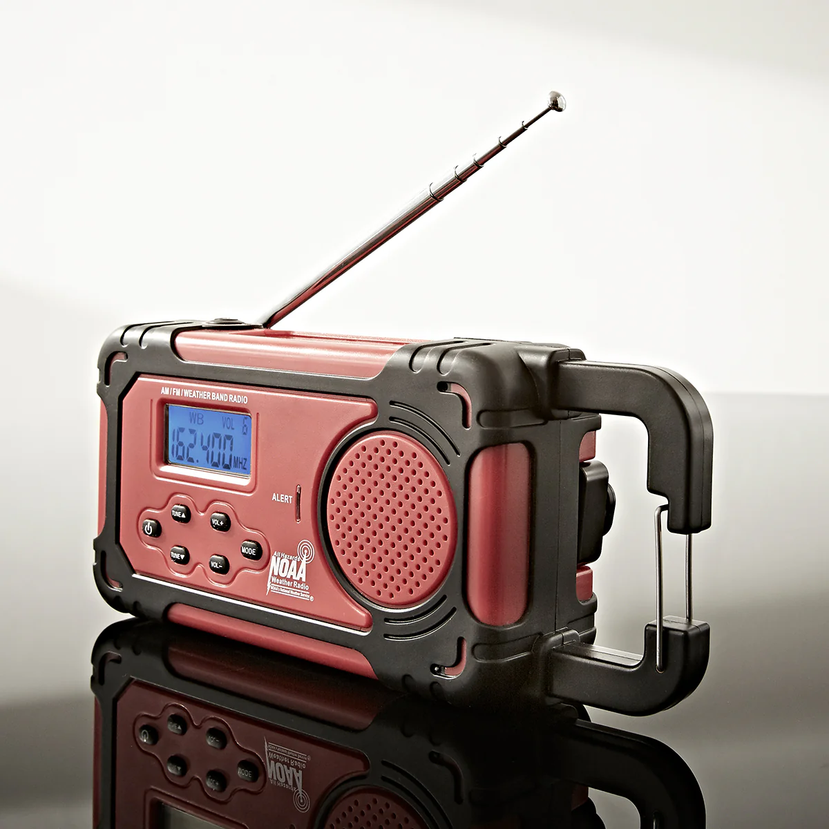 Emergency Solar Hand Crank Radio by Sharper Image - Image 2