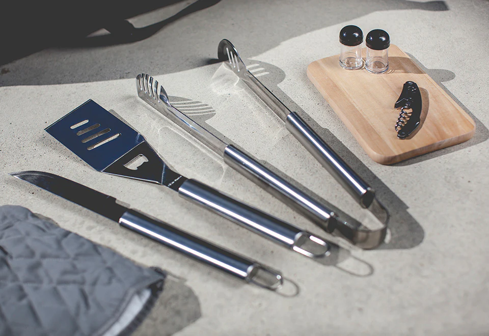 Essential BBQ Cooler Kit - Image 4