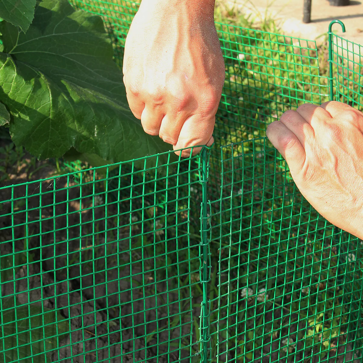Expandable Modular Garden Fencing System - Image 5