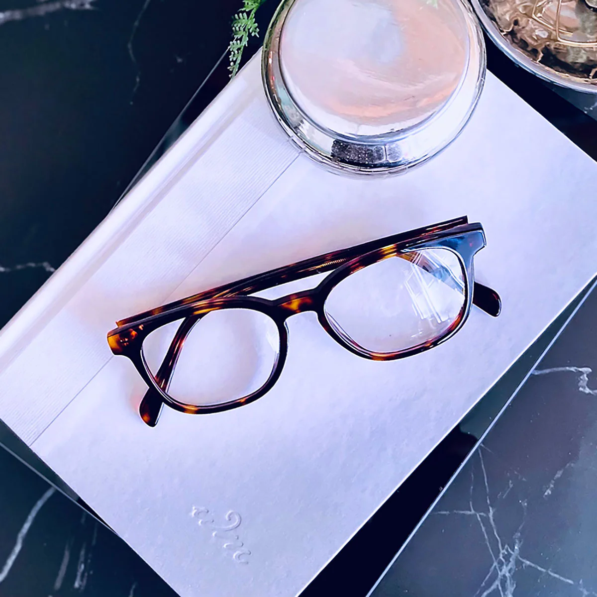 Fog-Free Round Readers - Image 15