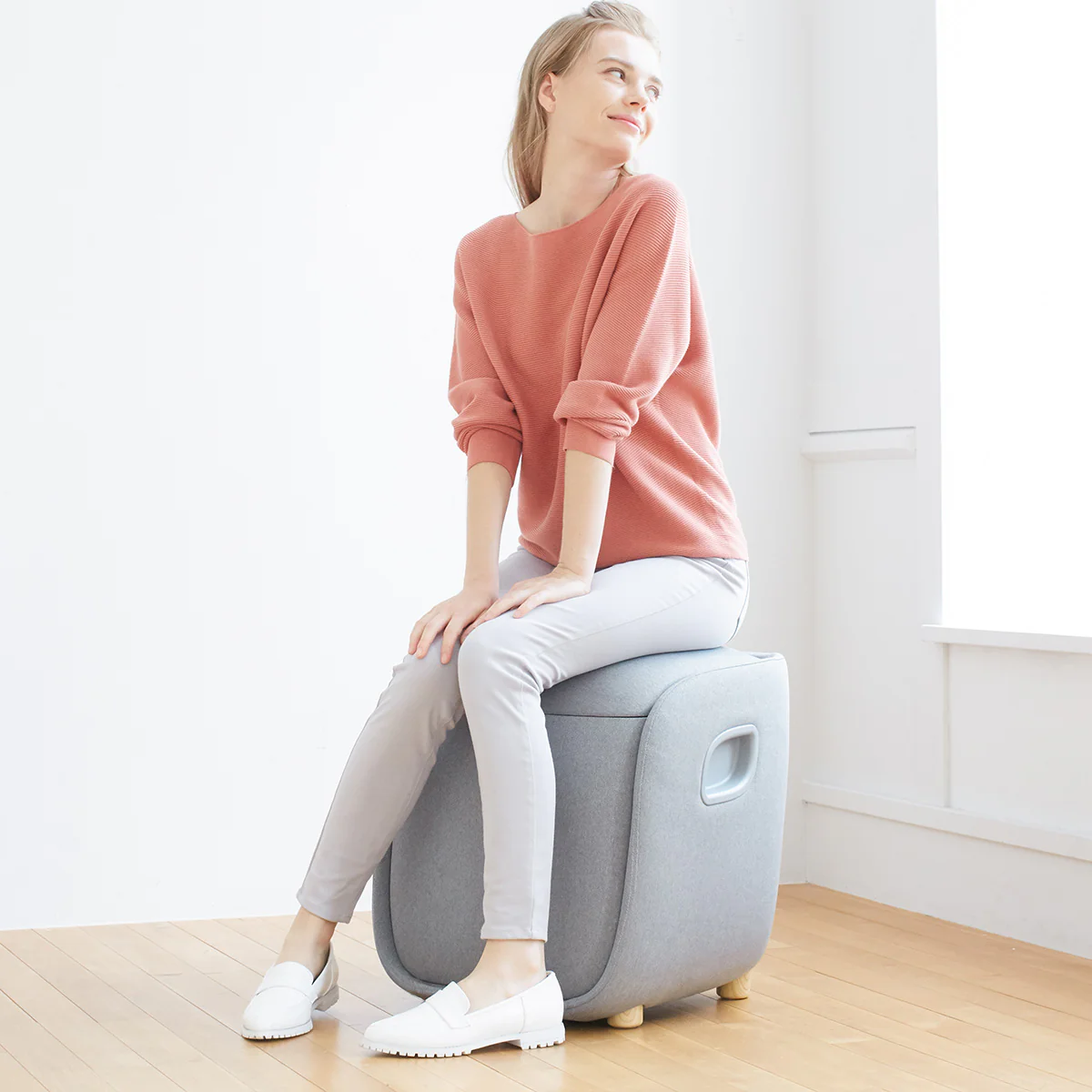 Foot and Calf Massaging Ottoman - Image 7