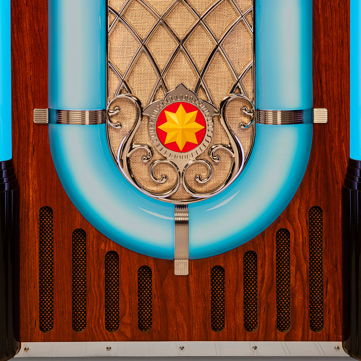 Full-Size CD and Bluetooth Jukebox with Stand - Image 9