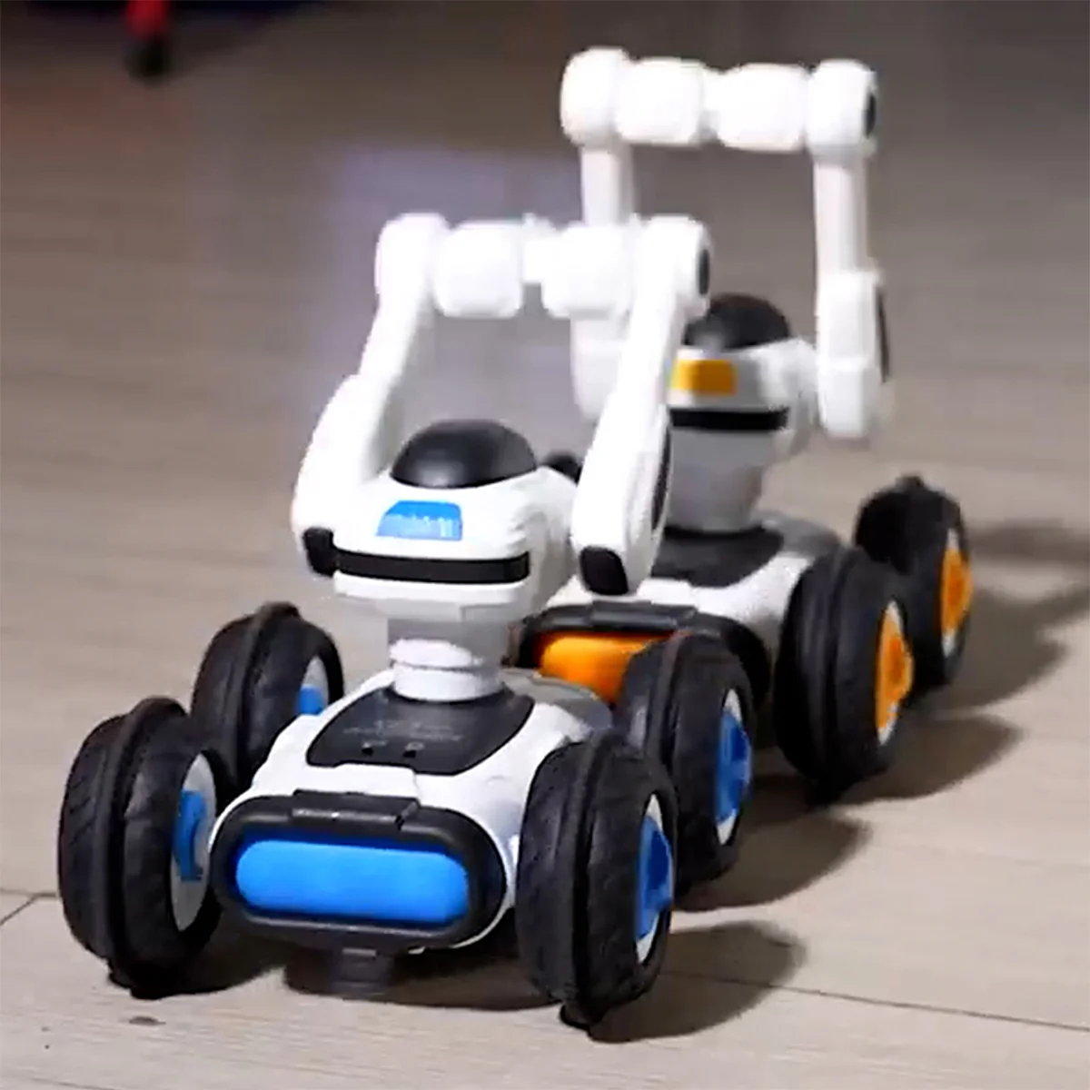 Hammer Battle Bots (Set of 2) - Image 2