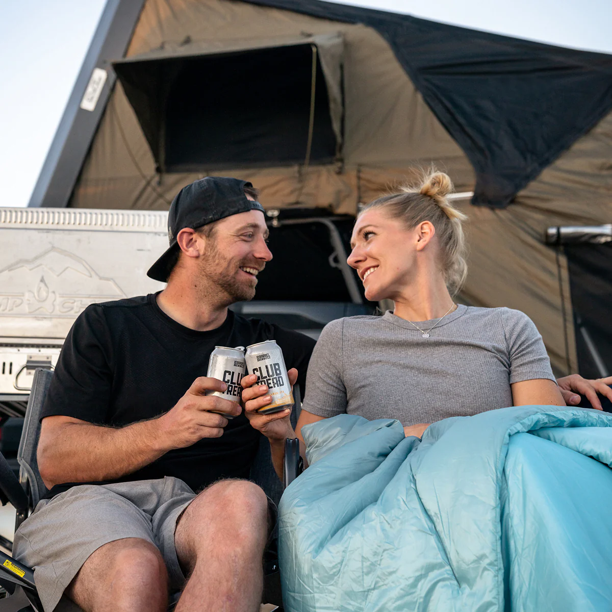 High-Performance Quilted Backpacking Blanket - Image 4