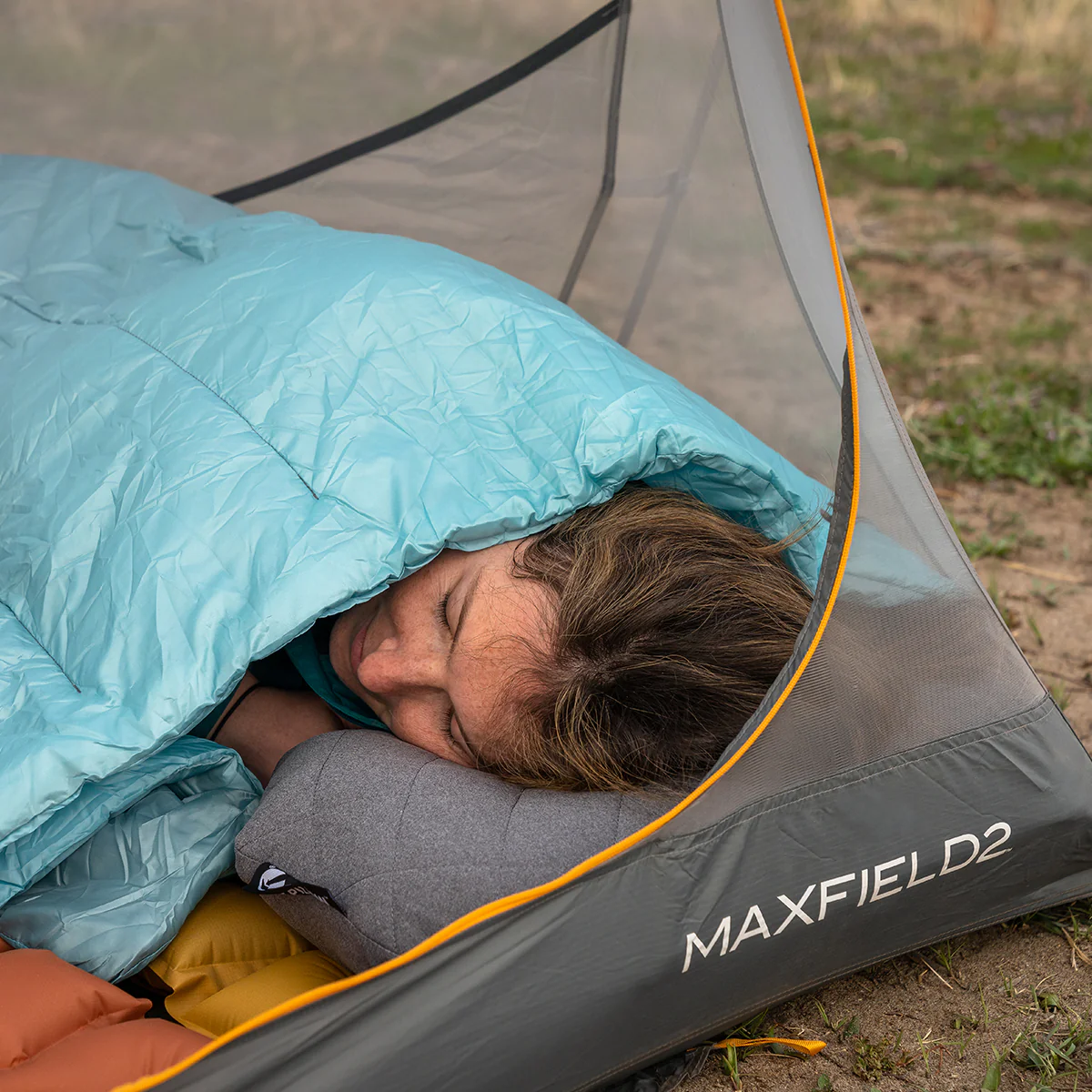 High-Performance Quilted Backpacking Blanket - Image 6