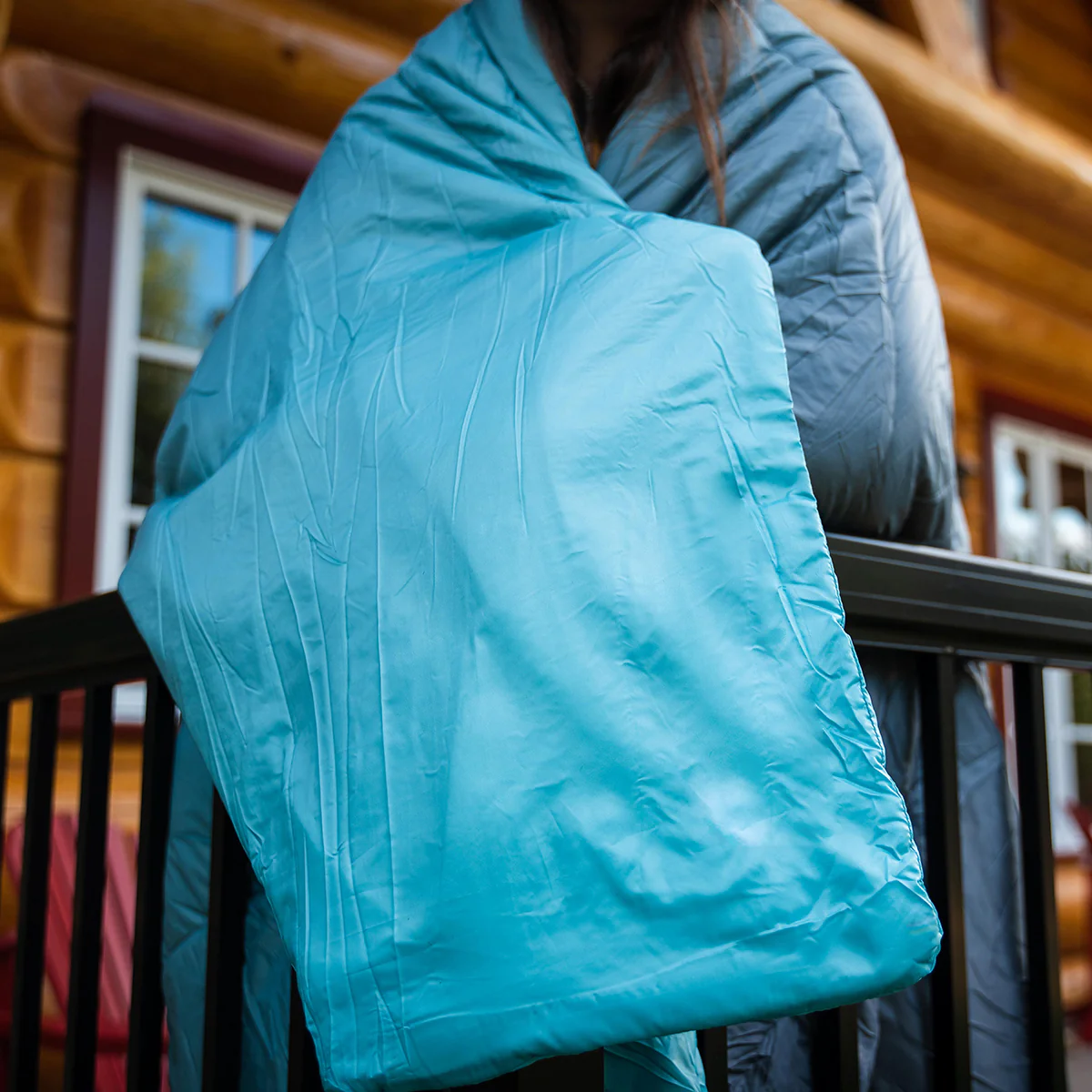 High-Performance Quilted Backpacking Blanket - Image 8