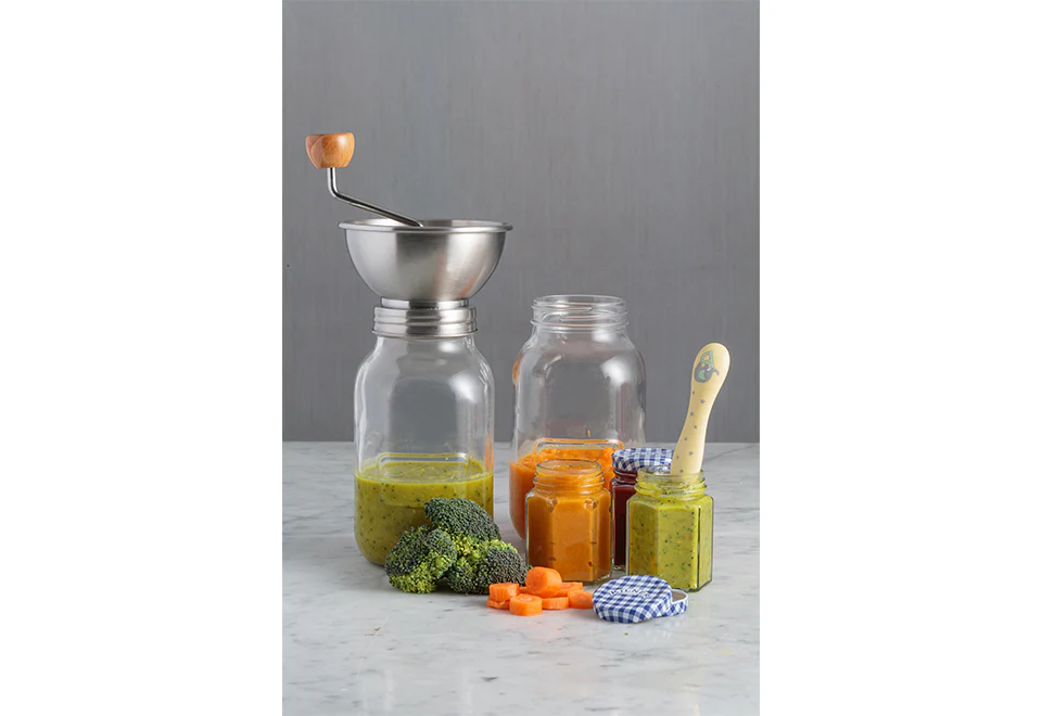 Homemade Sauce Press - Image 4
