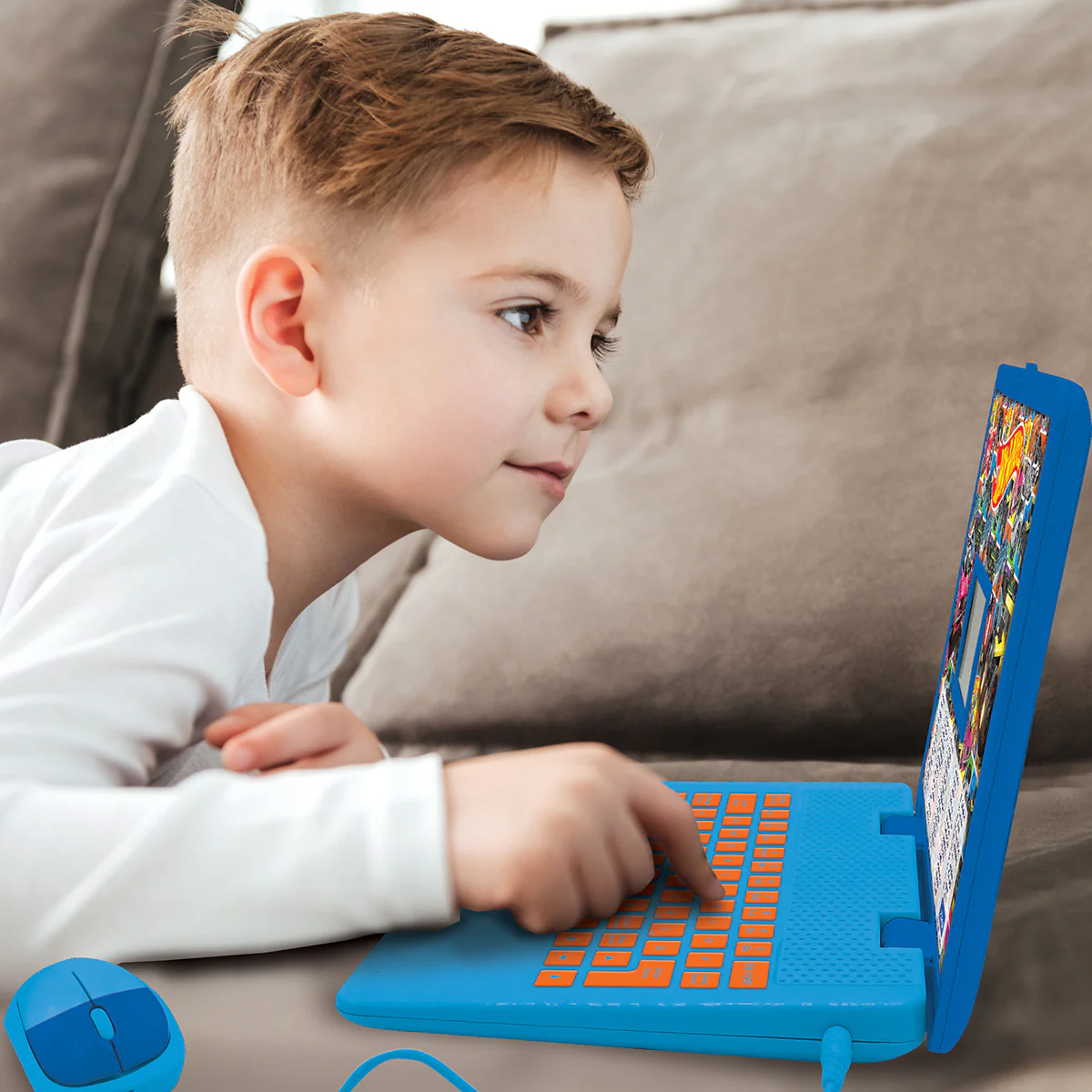 Hot Wheels Bilingual Talking Educational Laptop - Image 9