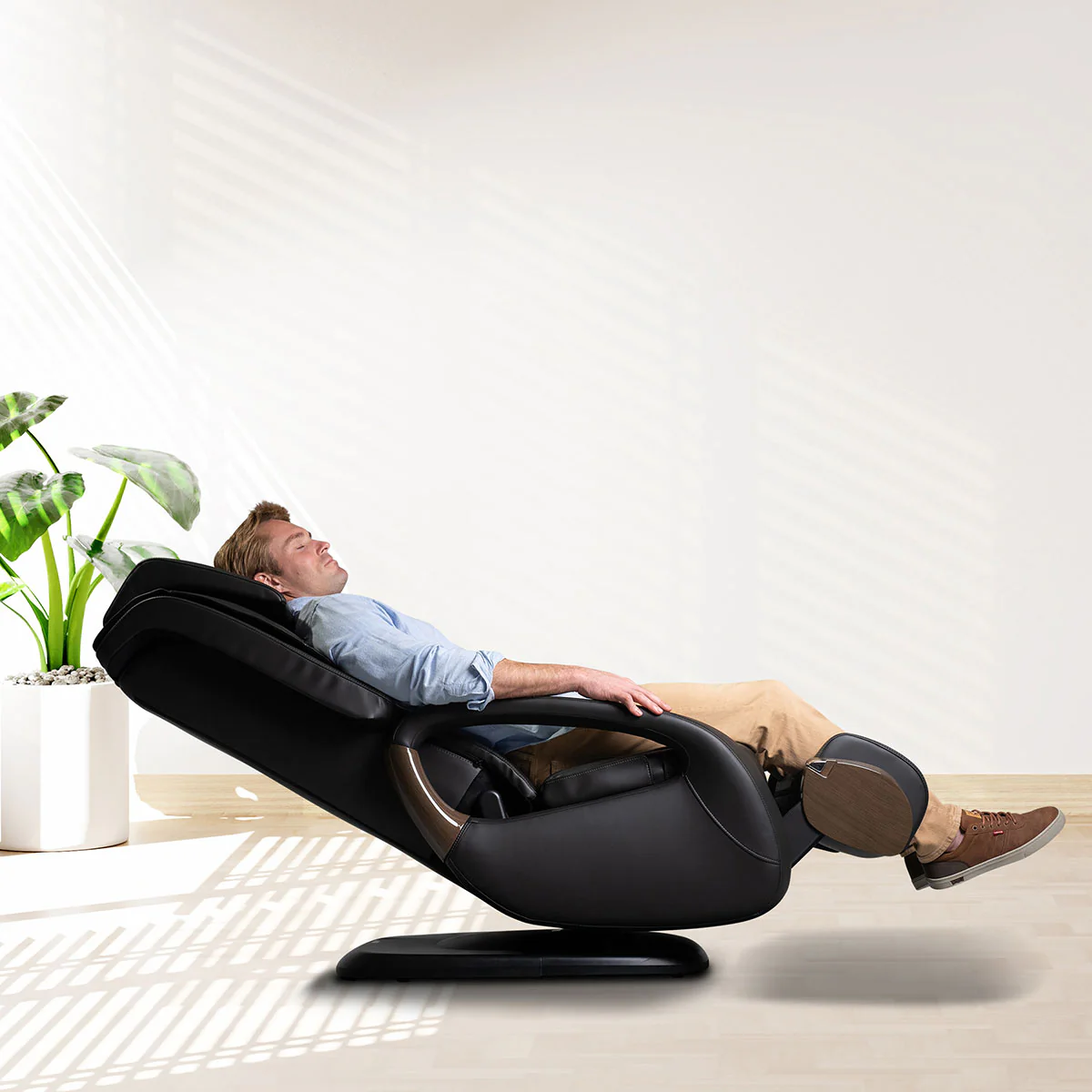 Human Touch® WholeBody® 8.0 Massage Chair - Image 15