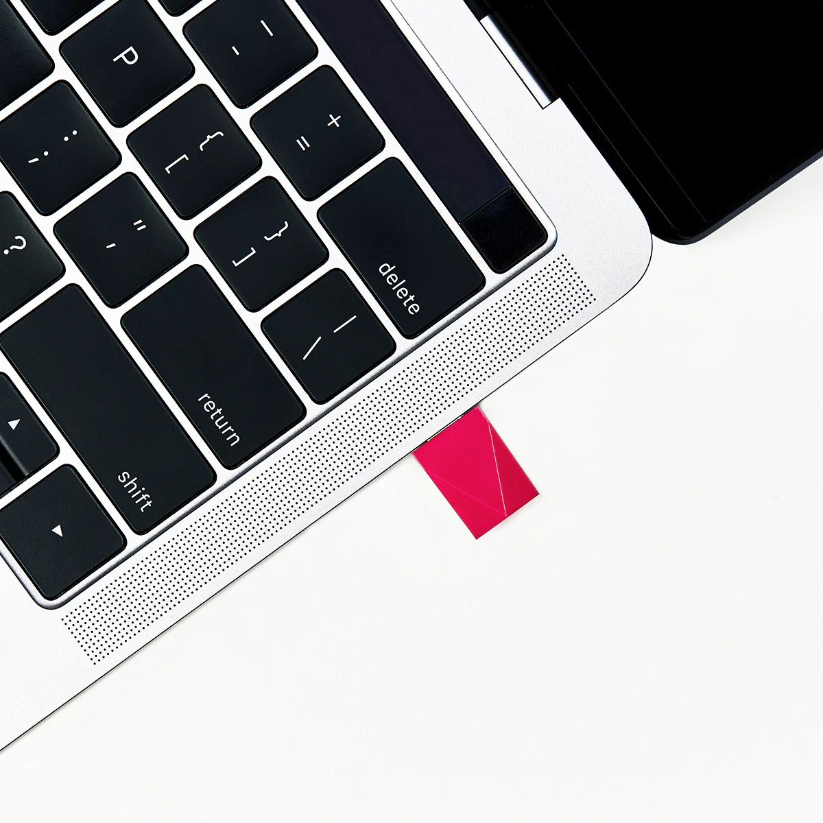 iPad-to-Monitor Adapter - Image 5