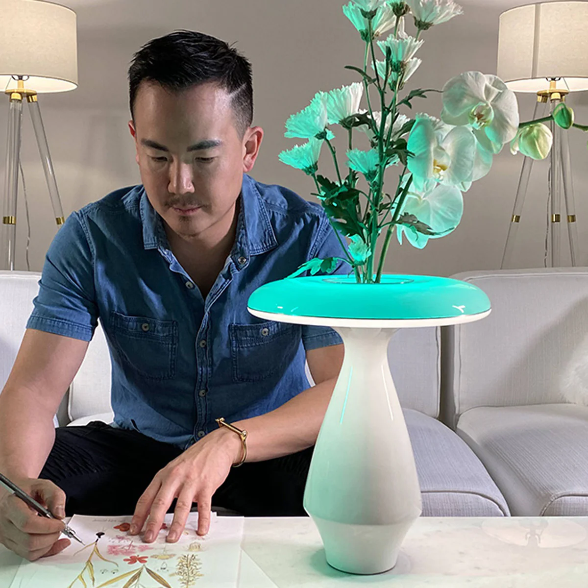 LED Ceramic Flower Vase - Image 3