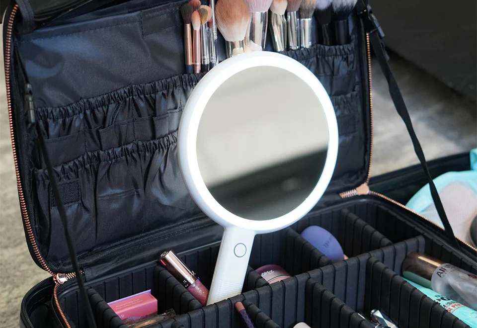 LED Lighted Handheld Mirror - Image 3