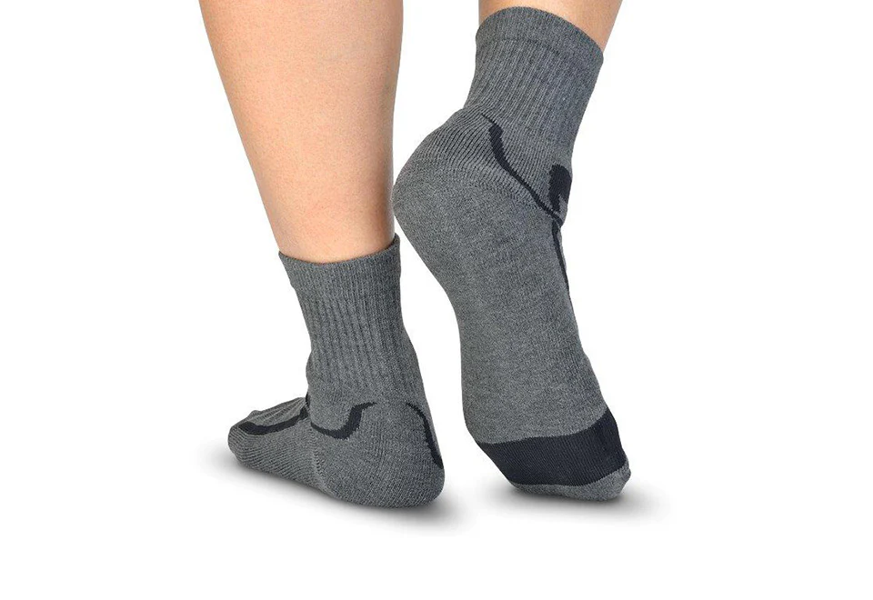 Men’s Moisturizing Gel Pain Relieving Socks - Image 3
