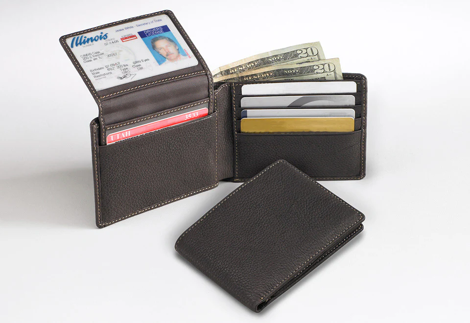 Men's Deerskin Bifold Wallet - Image 3