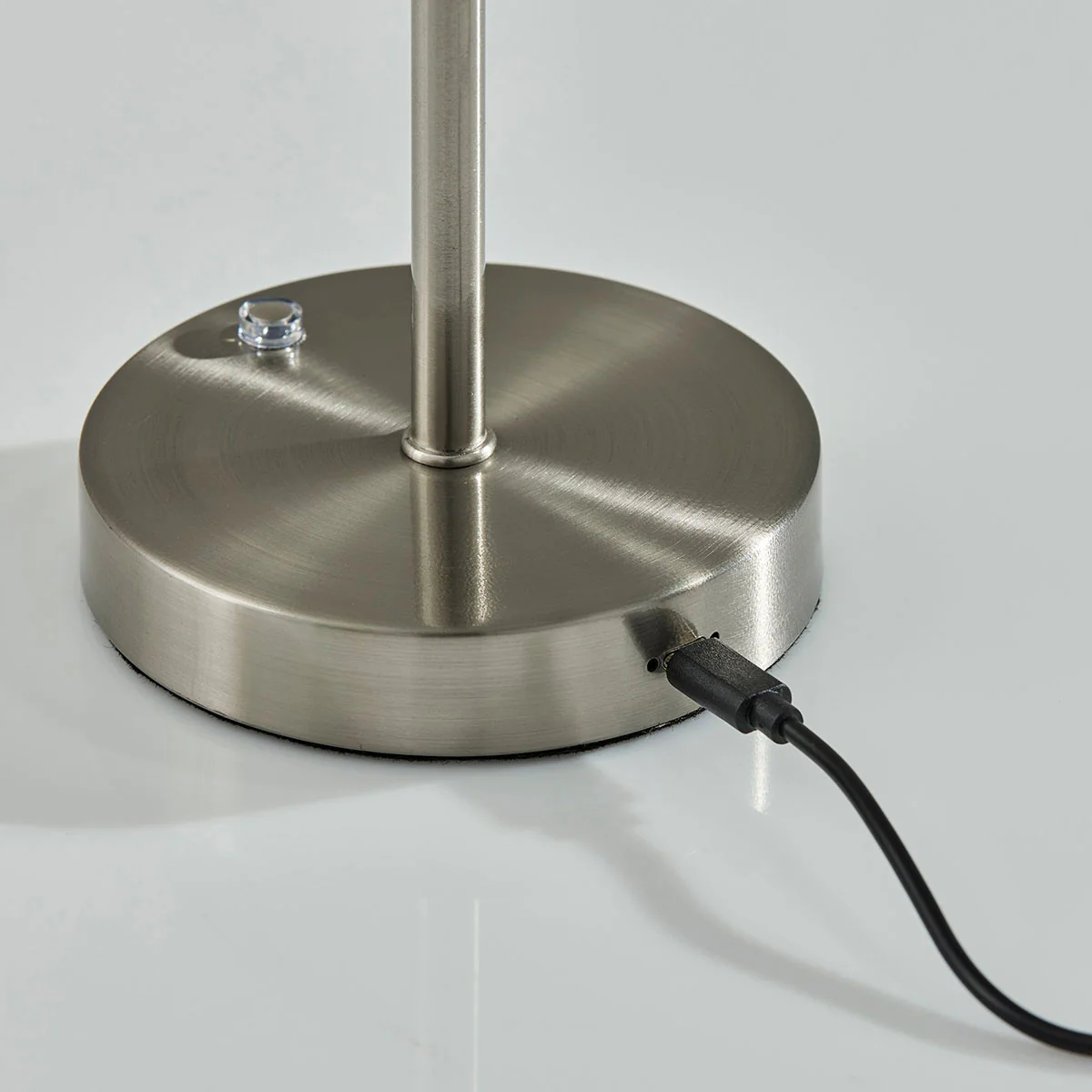 Metal Finish Indoor/Outdoor Cordless LED Table Lamp - Image 6