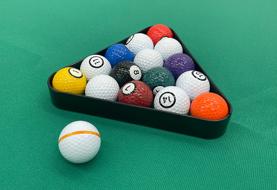 Mini Golf Pool Table Putting Game - Image 2