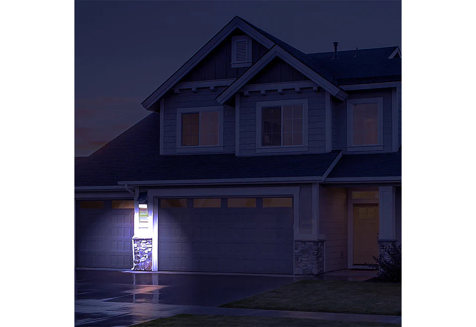 Motion Activated LED Solar Powered Flood Light - Image 4
