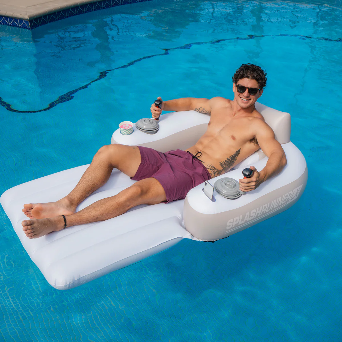 Motorized Pool Lounger - Image 7