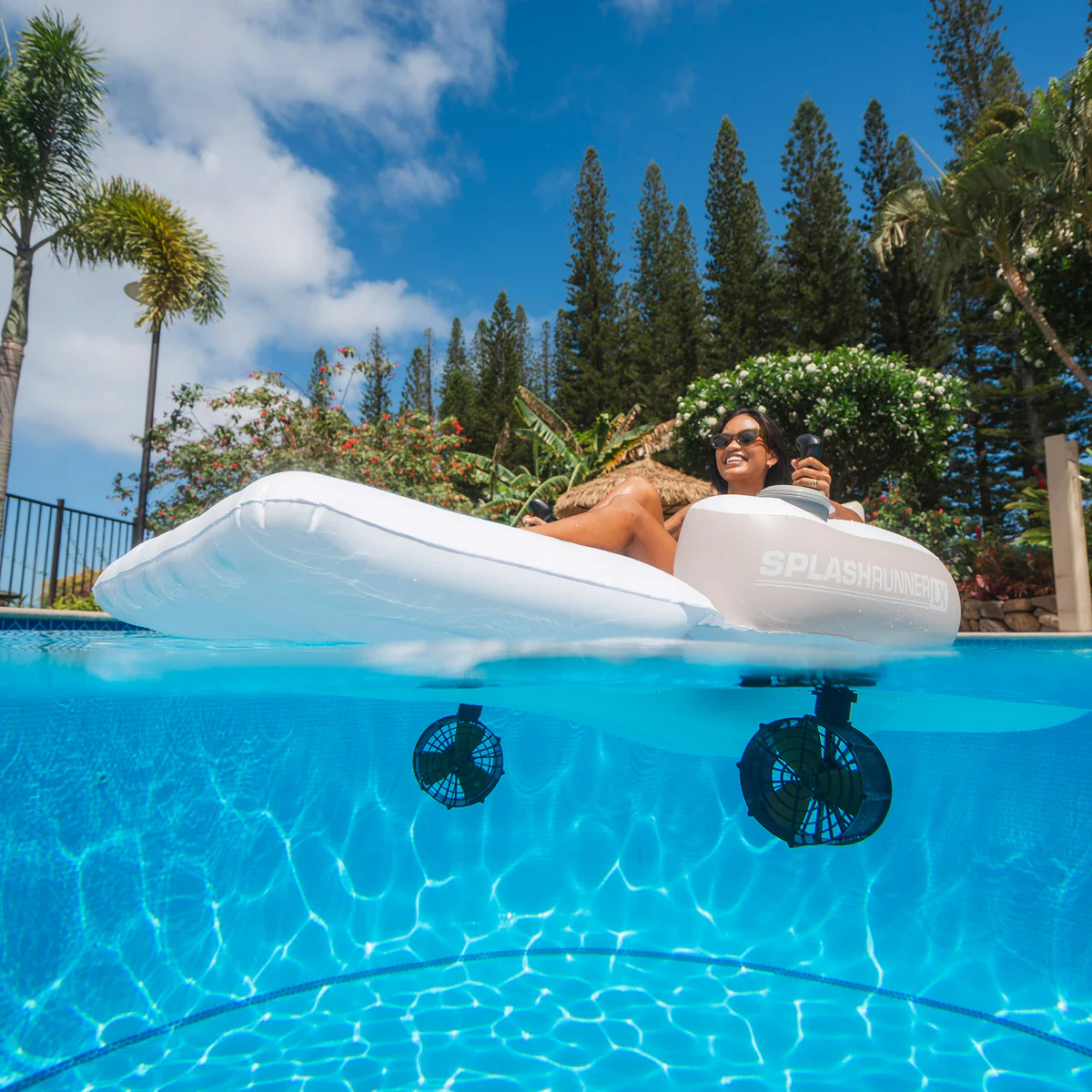Motorized Pool Lounger - Image 9