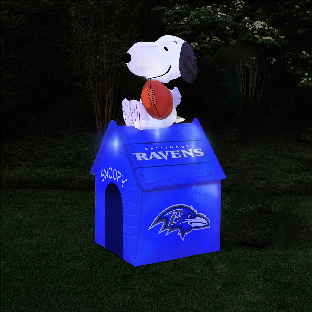 NFL Inflatable Snoopy™ Doghouse - Image 13