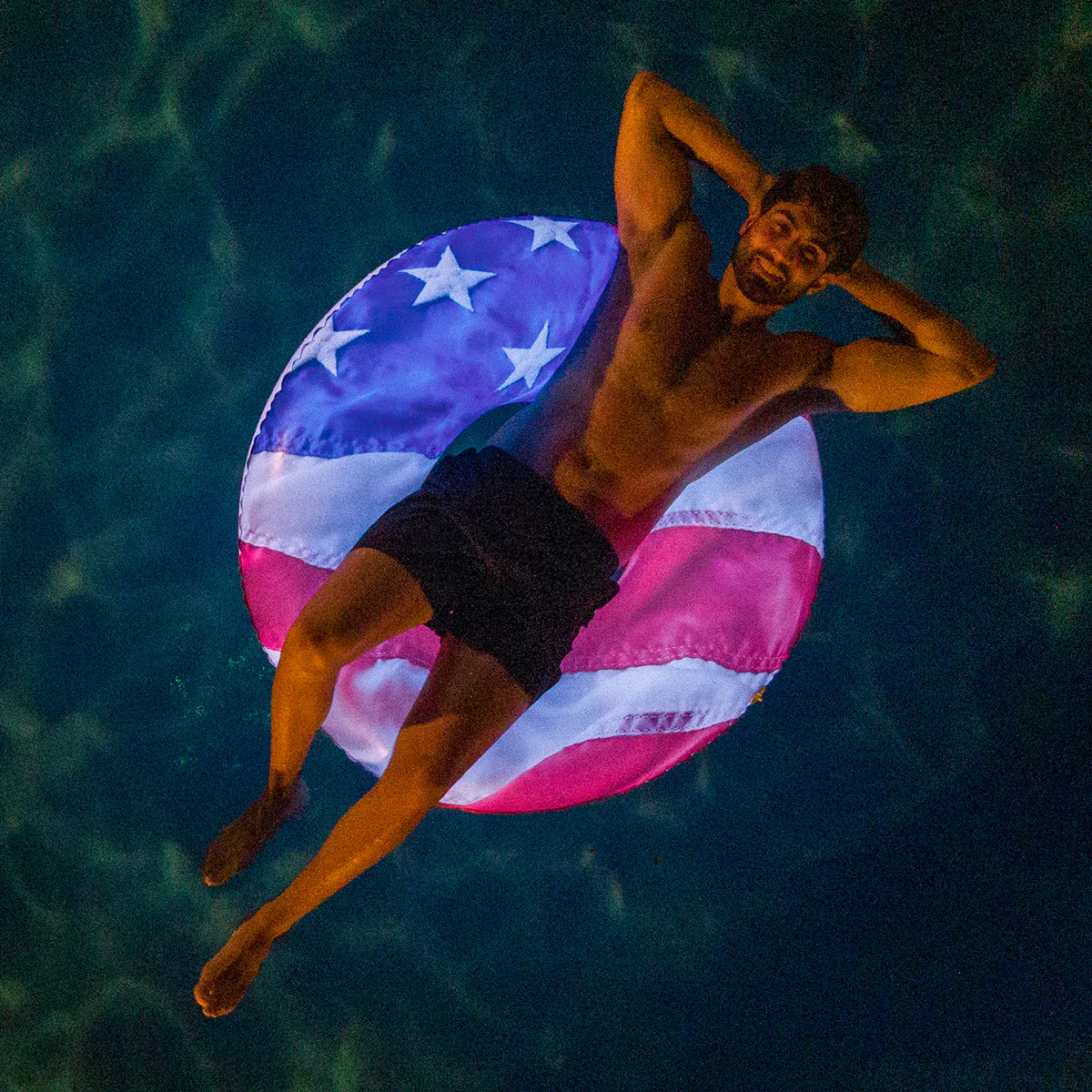 Patriotic 42'' LED Inflatable Tube - Image 4