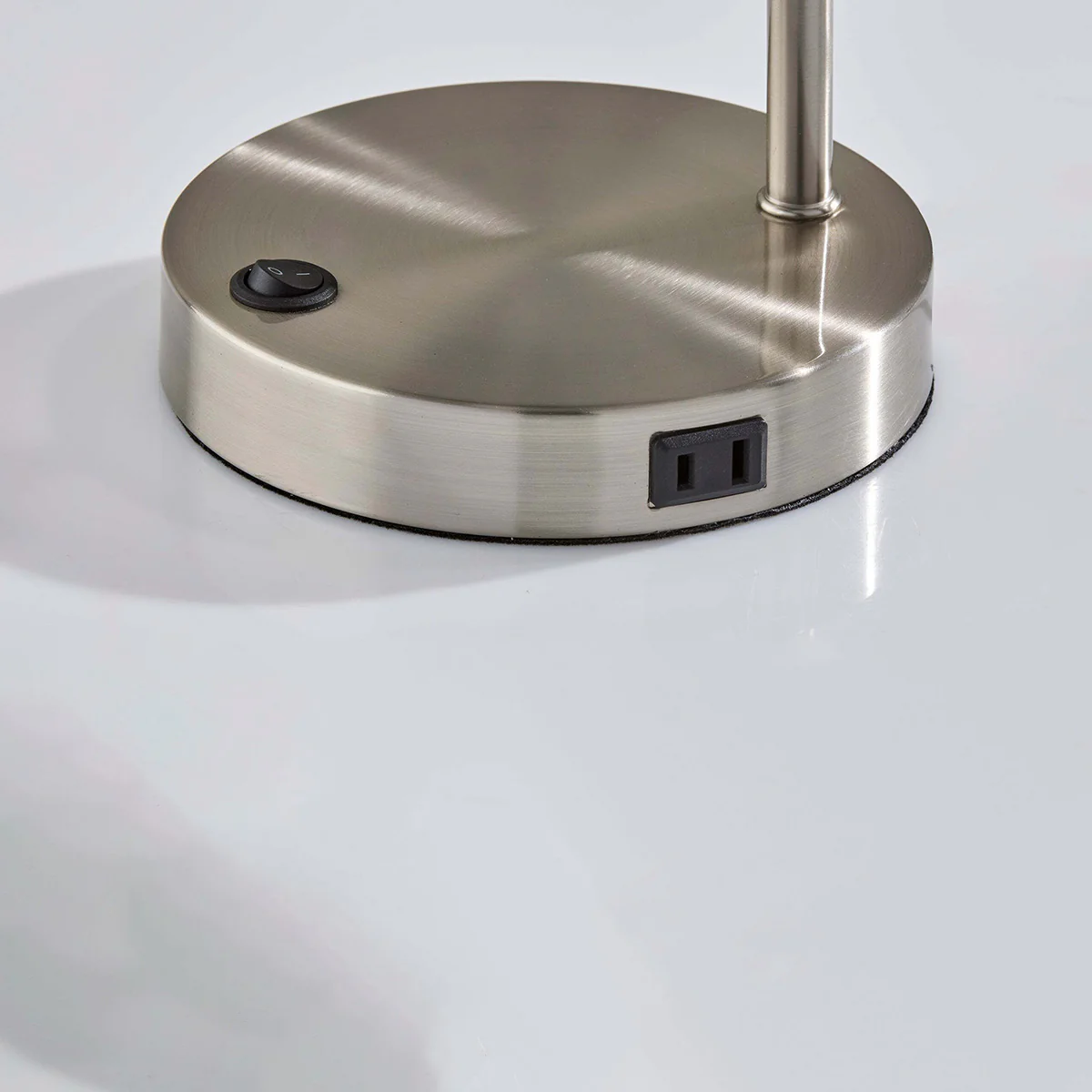 Phone Stand and Charger Lamp - Image 12
