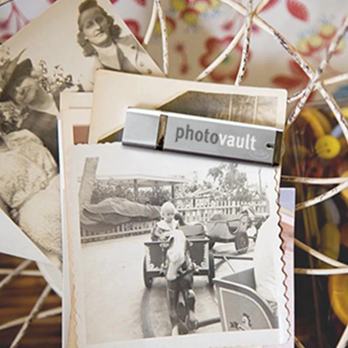 Photo Vault - Image 4