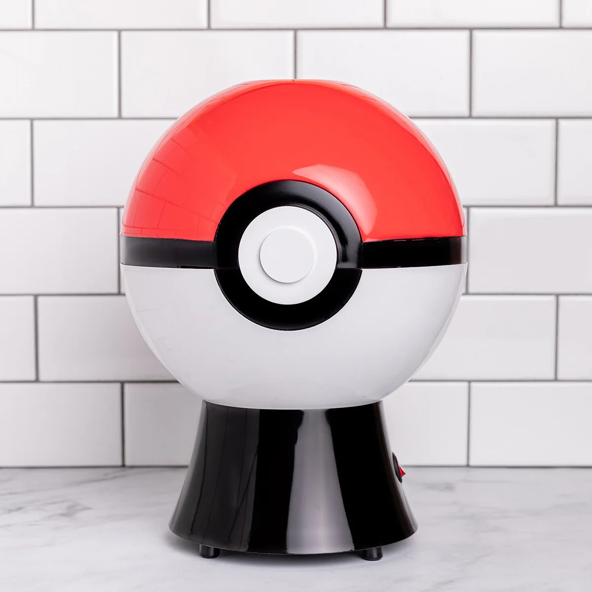 Pokémon Poké Ball Popcorn Maker - Image 2