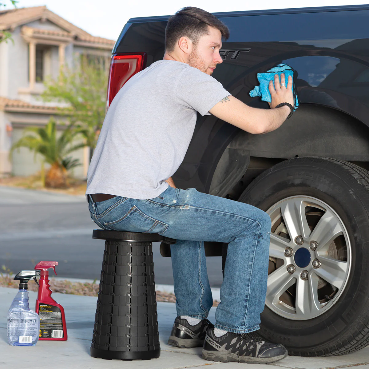 Portable Retractable Stool - Image 4