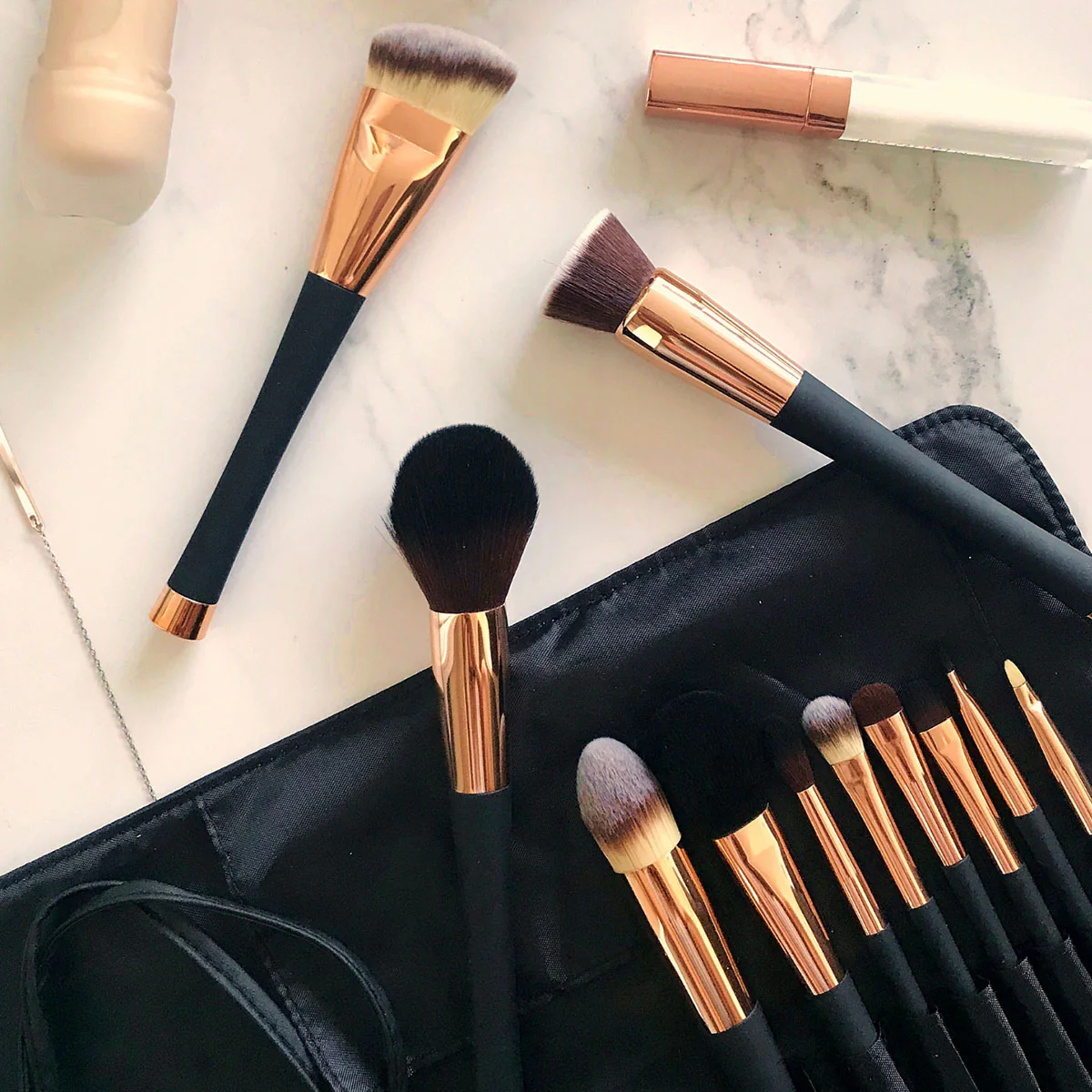 Professional 12-Piece Makeup Brush Set - Image 2
